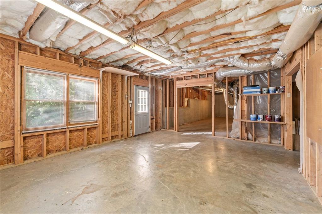4876 Sara Creek Way, Sugar Hill, Georgia image 33