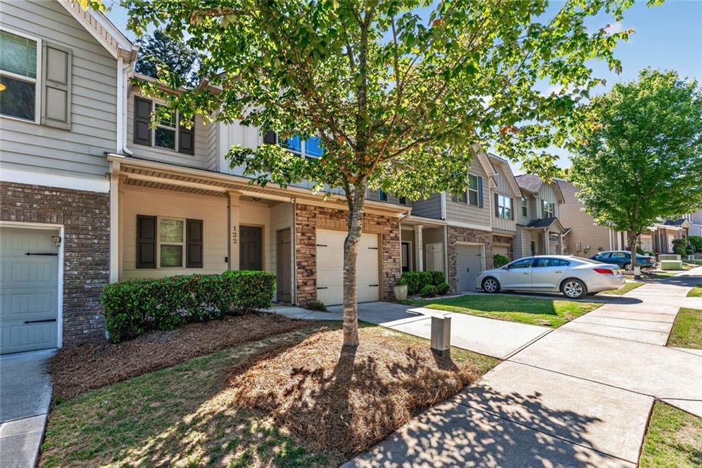 122 Oakview Passage