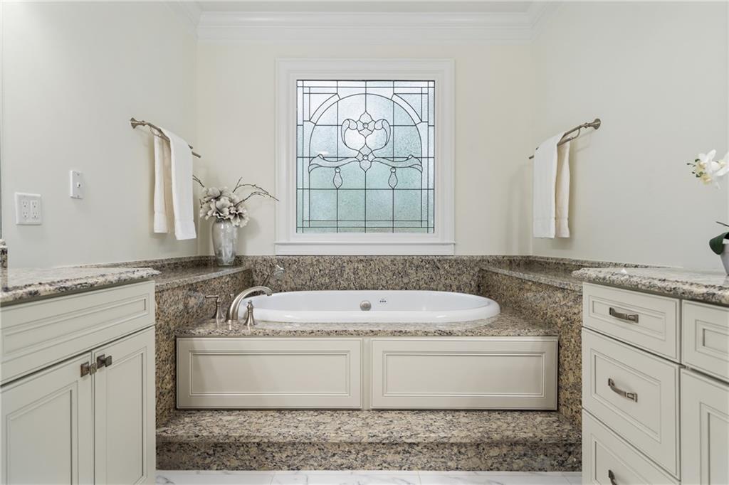 10630 N Edgewater Place, Johns Creek, Georgia image 33