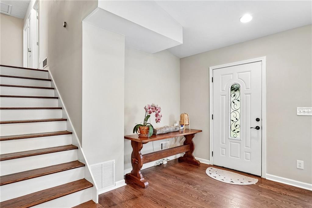 3211 Oakbrook Lane