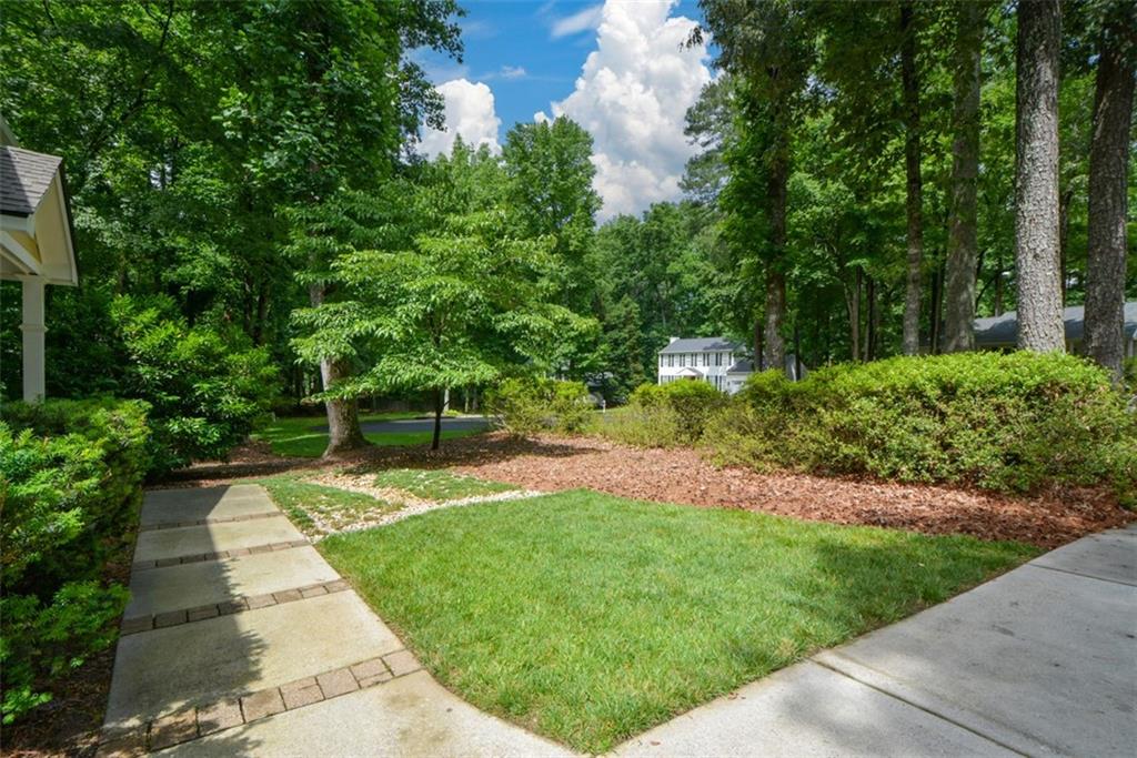5578 Fitzpatrick Trace, Peachtree Corners, Georgia image 3