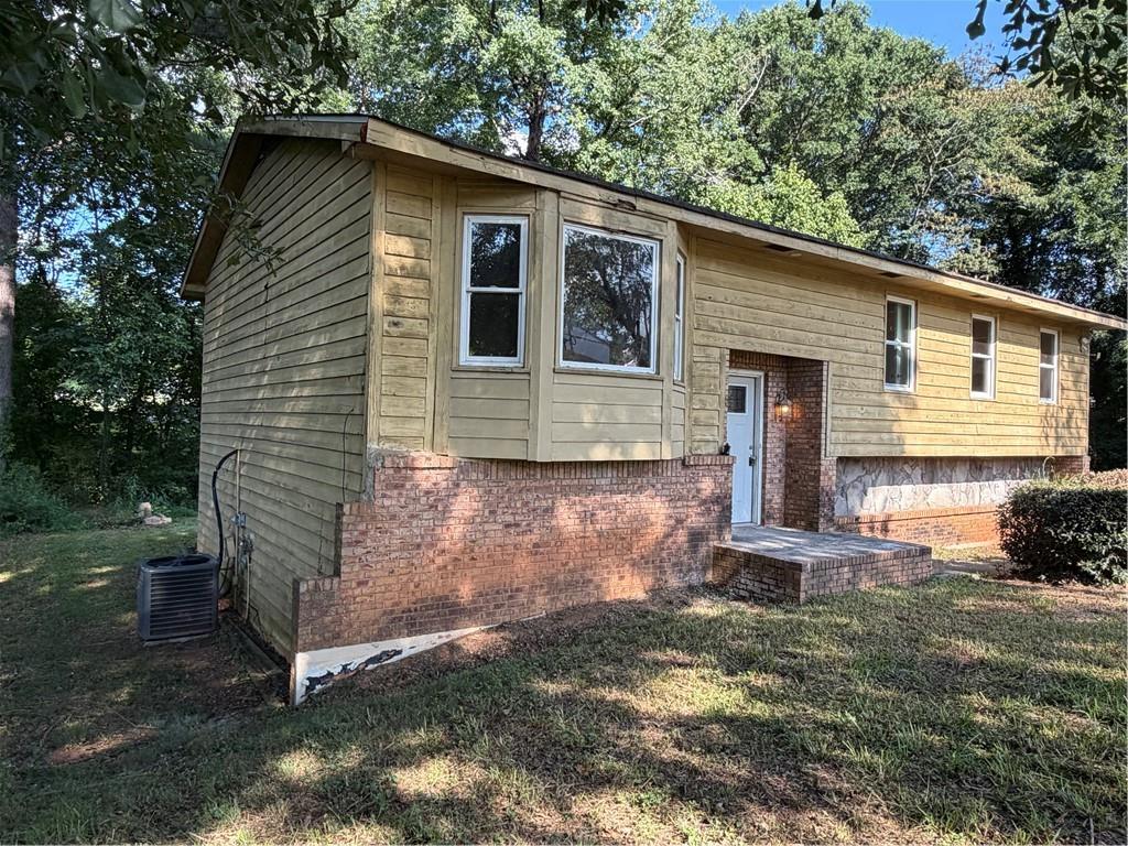 984 Beaver Ruin Road
