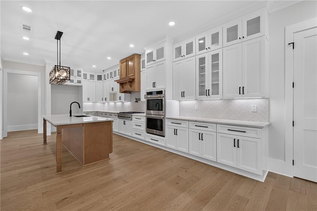 1556 New Hope Rd, Lawrenceville, GA, 30045, USA, 5 Bedrooms Bedrooms, ,6 BathroomsBathrooms,Residential,Active,1556 New Hope Rd,7776788