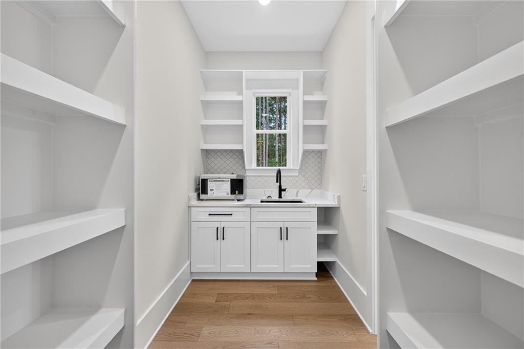 1556 New Hope Rd, Lawrenceville, GA, 30045, USA, 5 Bedrooms Bedrooms, ,6 BathroomsBathrooms,Residential,Active,1556 New Hope Rd,7776788