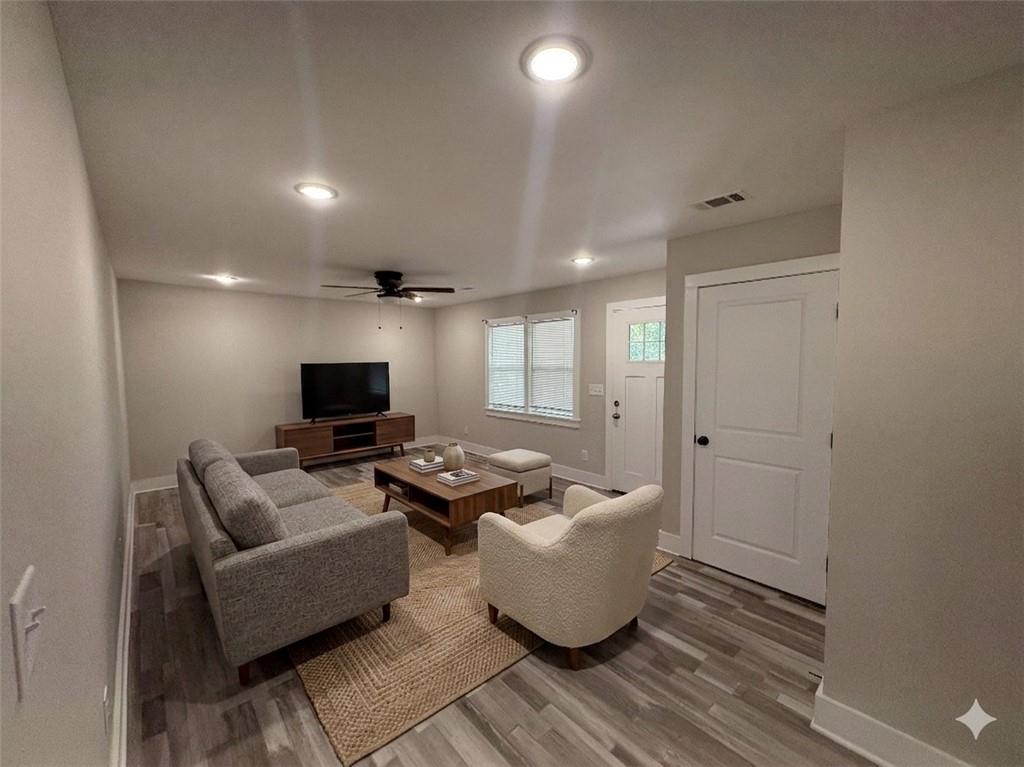 9549 Highway 166