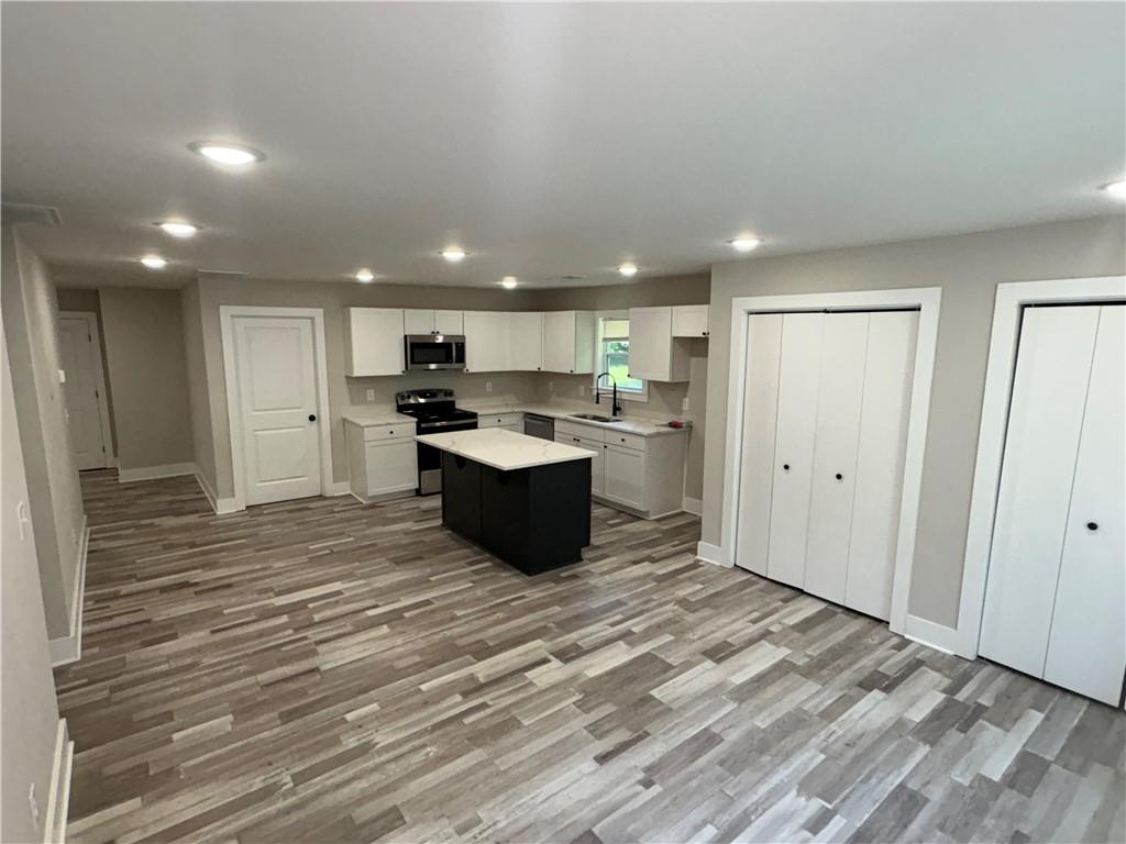 9549 Highway 166