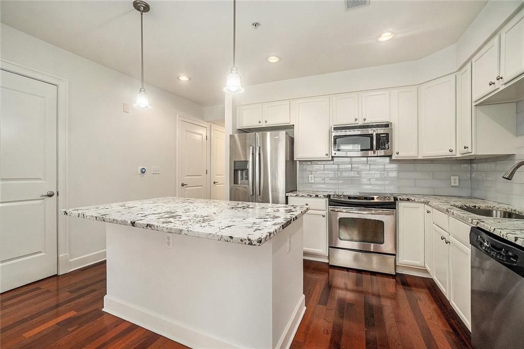 200 River Vista Drive 307