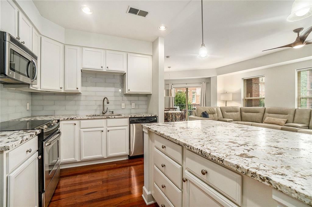 200 River Vista Drive 307