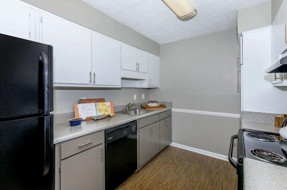 1805 Roswell Road 17E