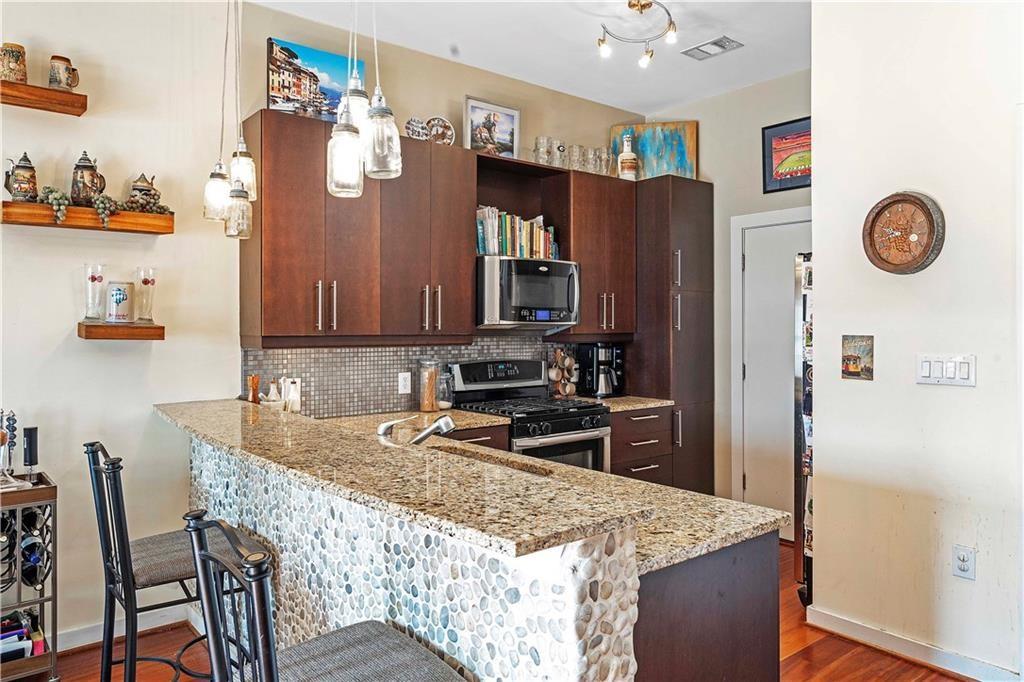 870 Inman Village Parkway NE 321