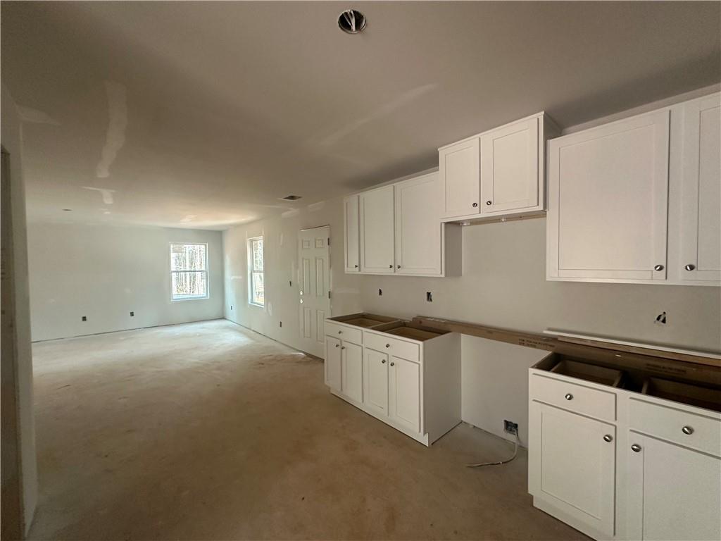 25 Emerald Lane, Covington, Georgia image 5