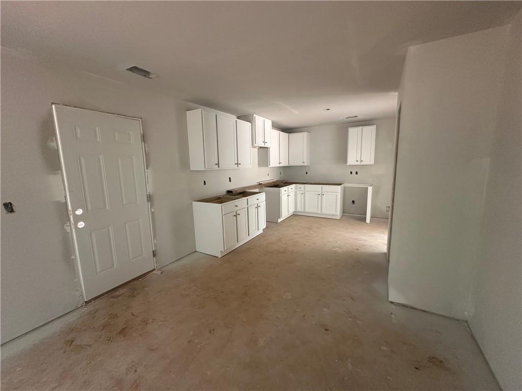 25 Emerald Lane, Covington, Georgia image 4