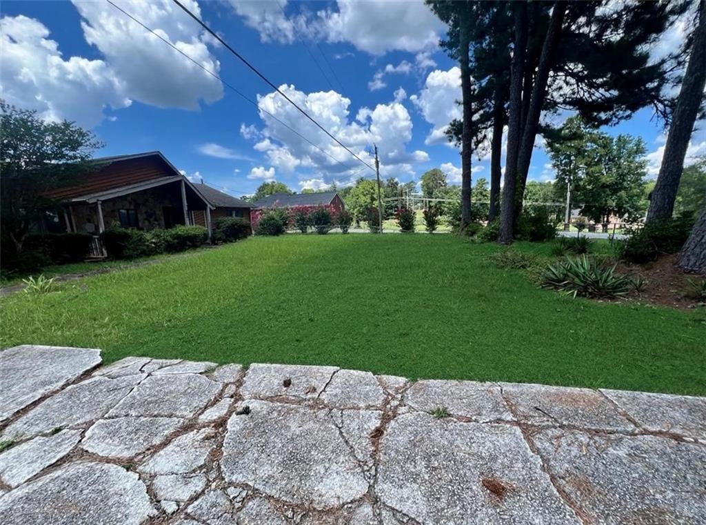 2136 Lake Rockaway Road NW