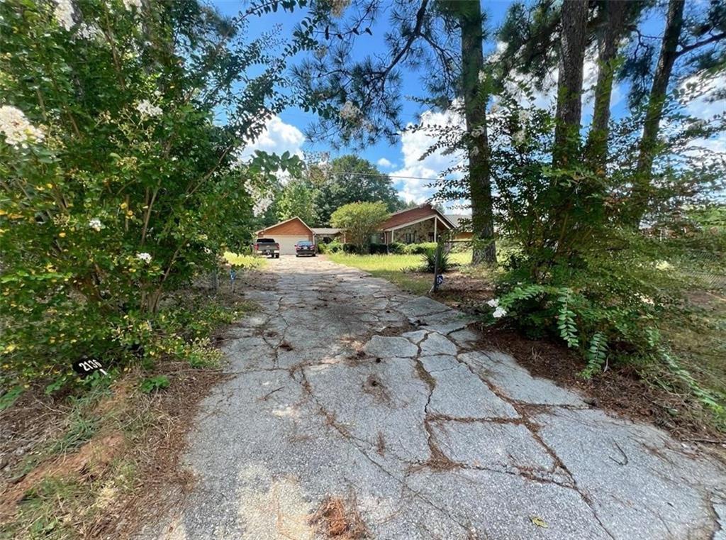 2136 Lake Rockaway Road NW
