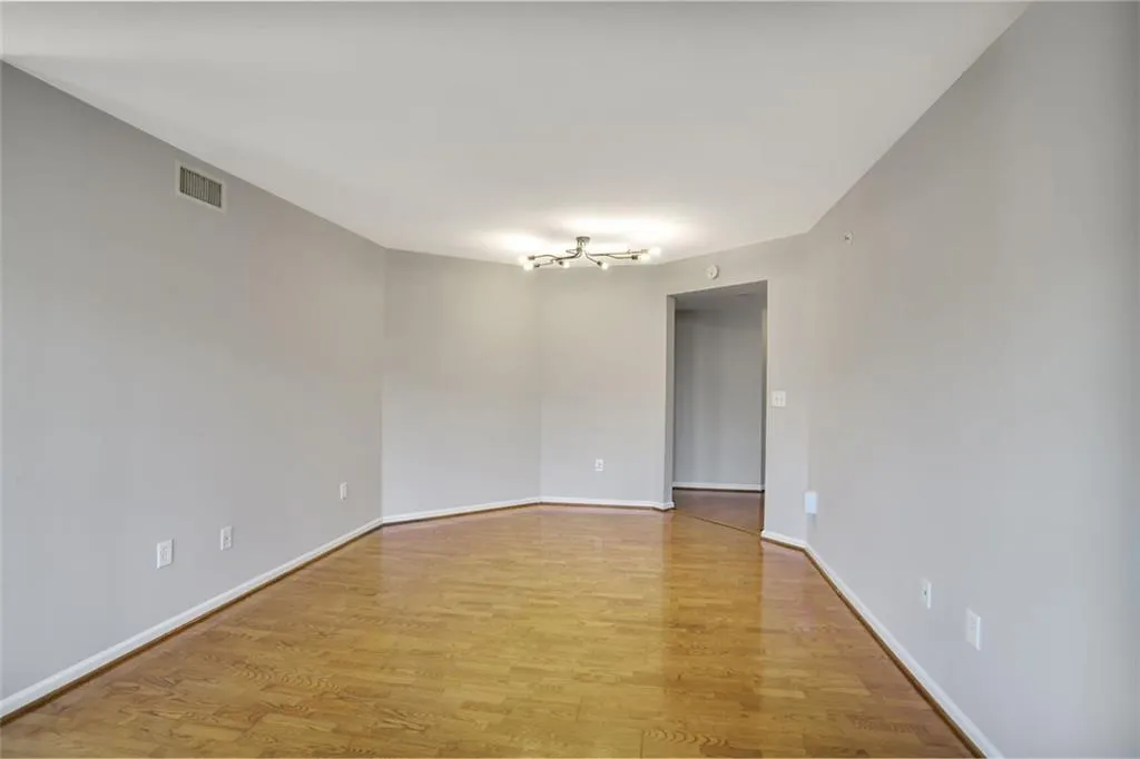 Atlanta, Georgia 30309, United States, 2 Bedrooms Bedrooms, ,2 BathroomsBathrooms,Residential,Active,136426