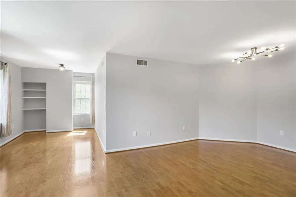 Atlanta, Georgia 30309, United States, 2 Bedrooms Bedrooms, ,2 BathroomsBathrooms,Residential,Active,136426 Atlanta, Georgia 30309, United States, 2 Bedrooms Bedrooms, ,2 BathroomsBathrooms,Residential,Active,136426