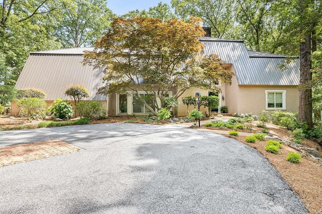 8569 Jefferson Road