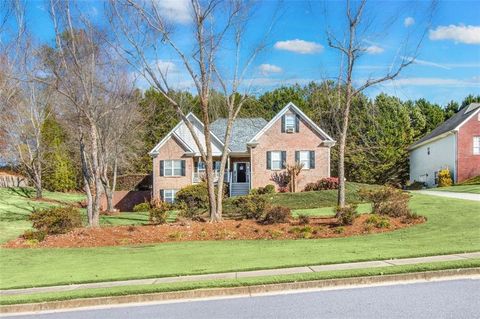 A home in Dacula