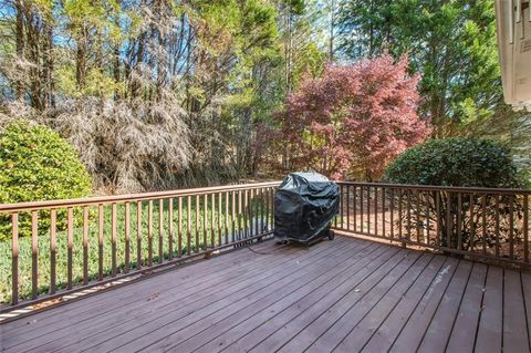 A home in Dacula