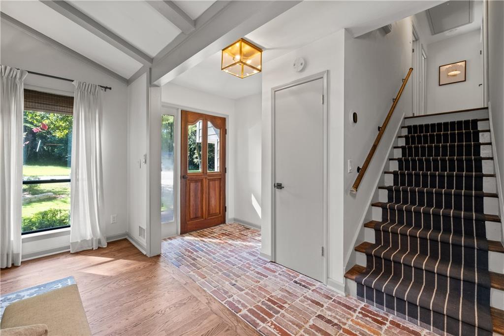 3238 Mountain Hollow Drive