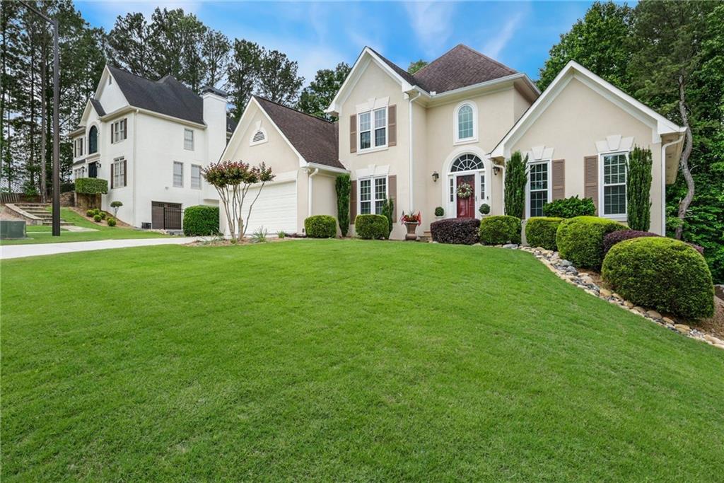 310 Medridge Drive, Alpharetta, Georgia image 3