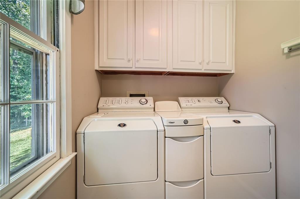 3592 Midvale Cove, Tucker, Georgia image 38