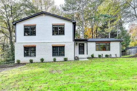 1450 Cedarhurst Drive, Dunwoody, GA 30338 - MLS#: 7487481