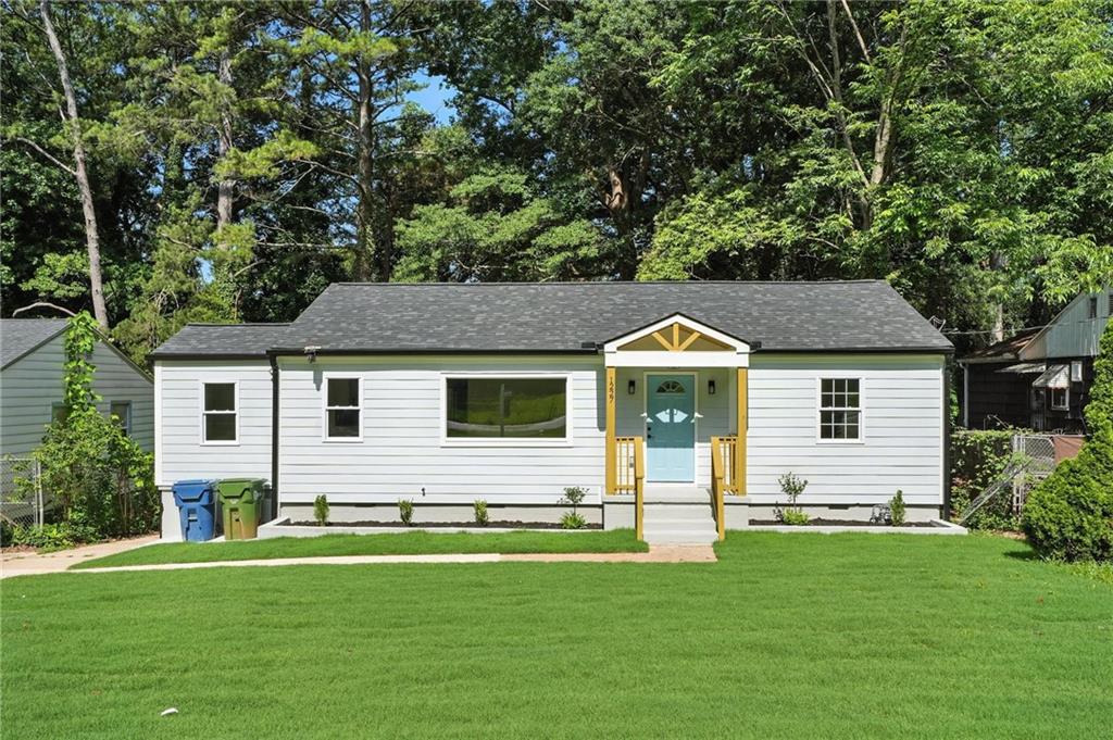 1227 Kenilworth Drive