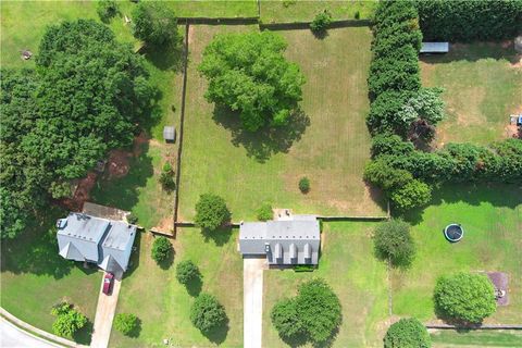 A home in Mcdonough