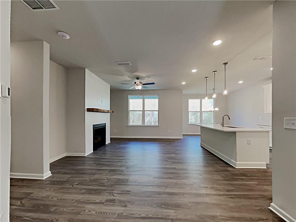 719 Riverwood Pass