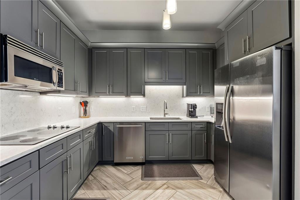 3445 Stratford Road NE 3105