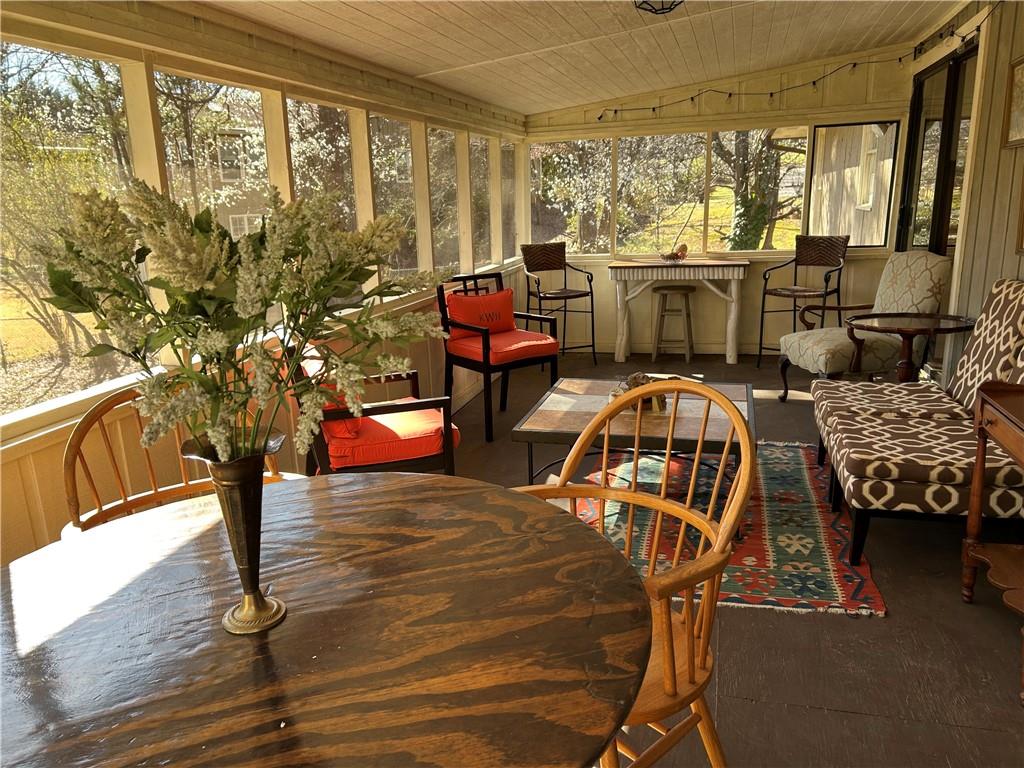 2894 Dellinger Drive, Marietta, Georgia image 32