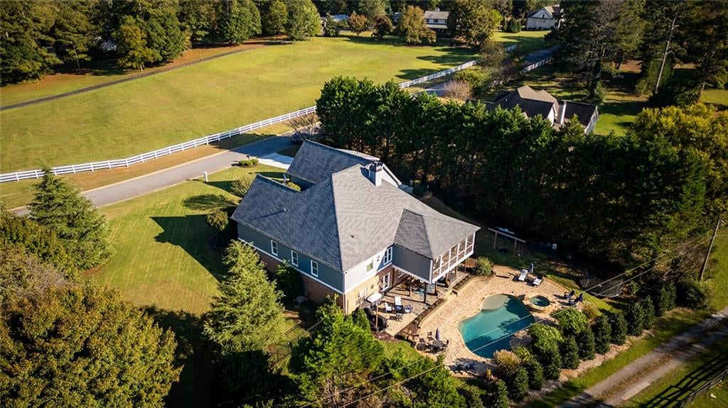 1207 Olde Lexington Road