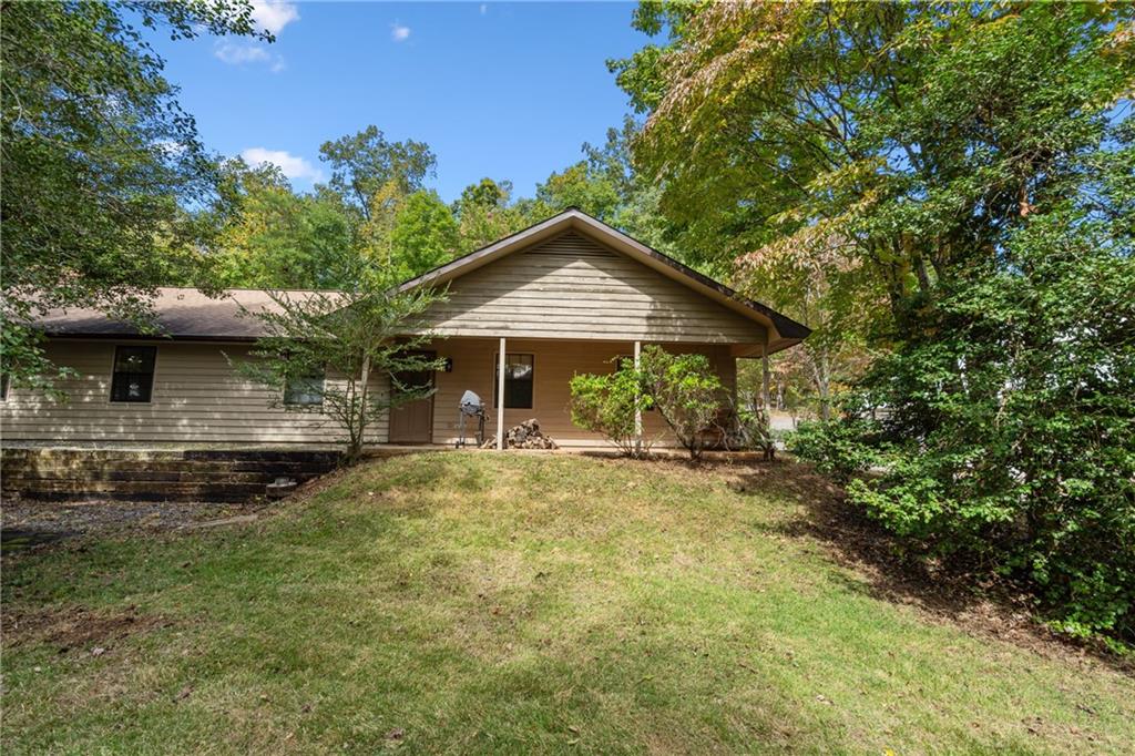 2015 Pine Lake Road