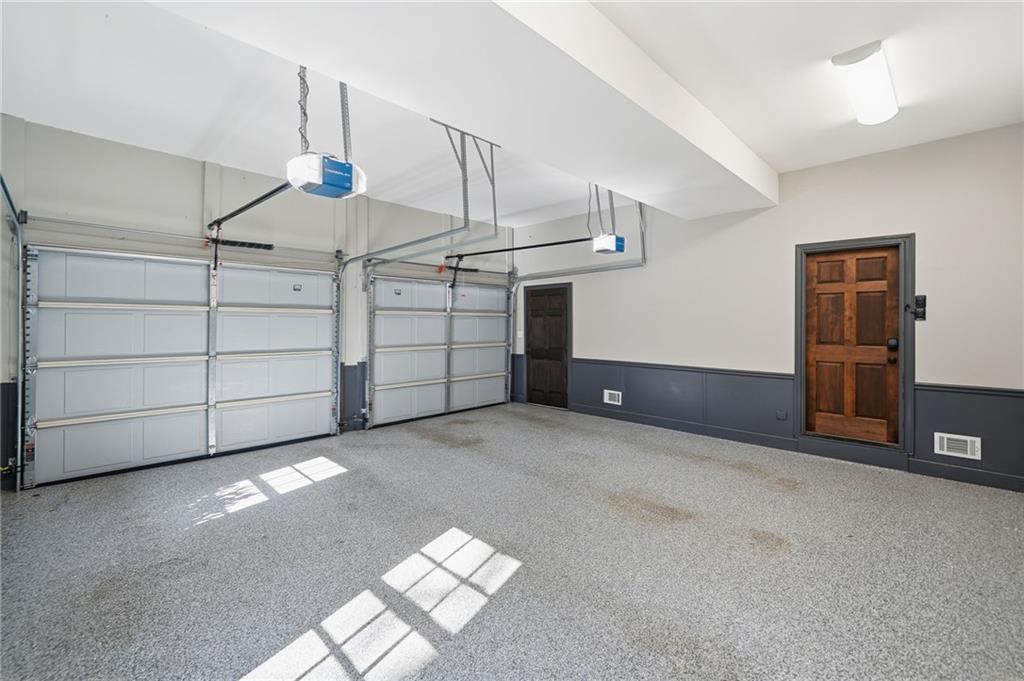 Huntcliff - Residential