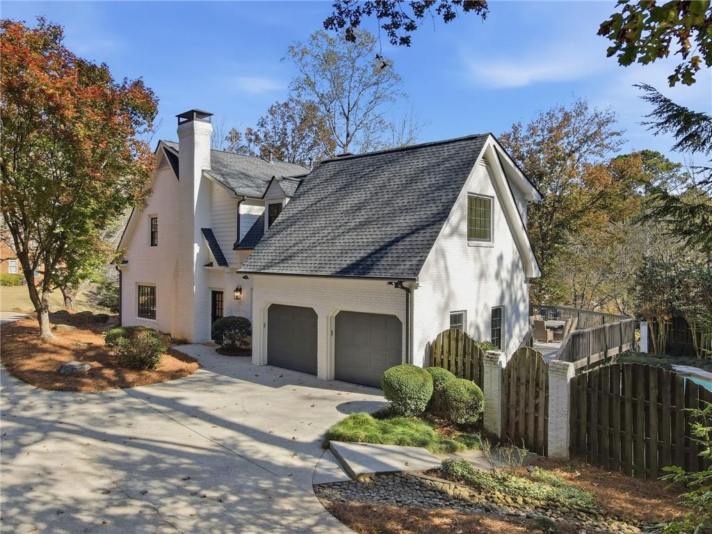 Huntcliff - Residential