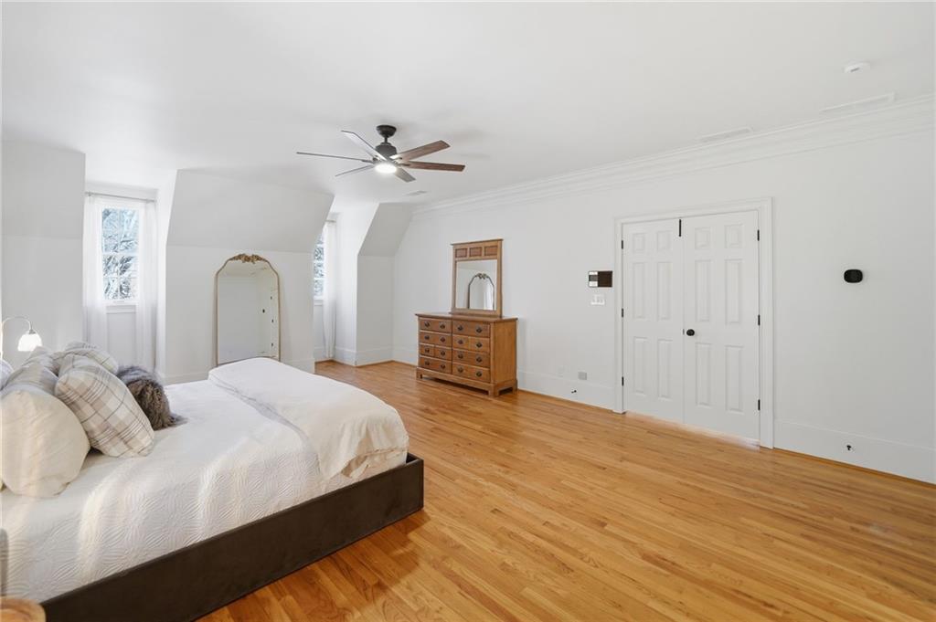 Huntcliff - Residential