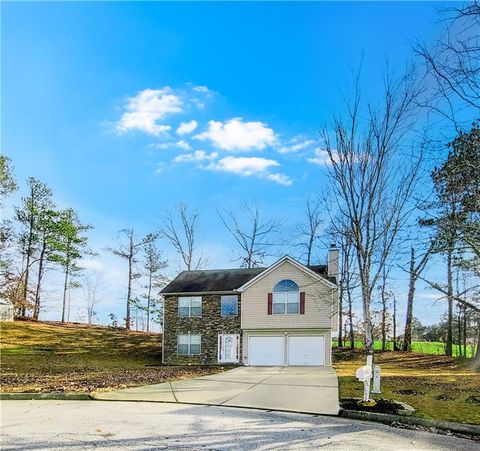 A home in Douglasville