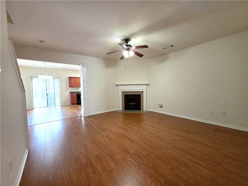 1908 Dilcrest Drive