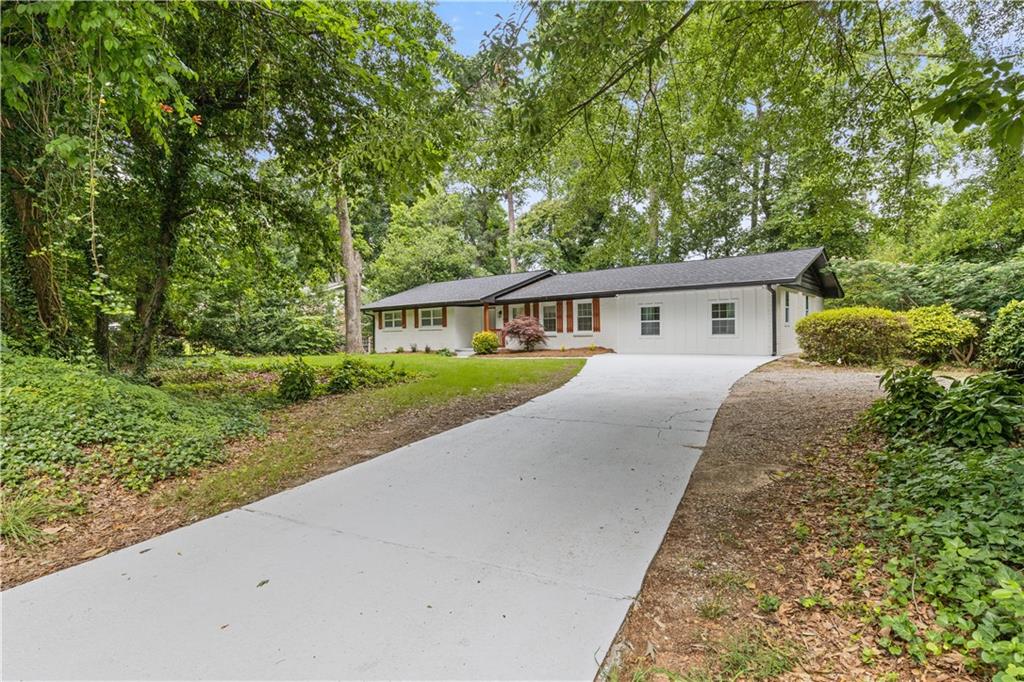 3614 N Druid Hills Road N