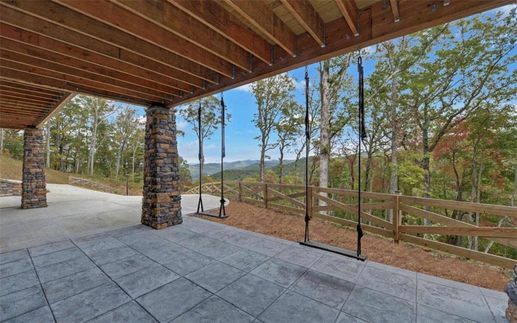 Walnut Mountain - Residential
