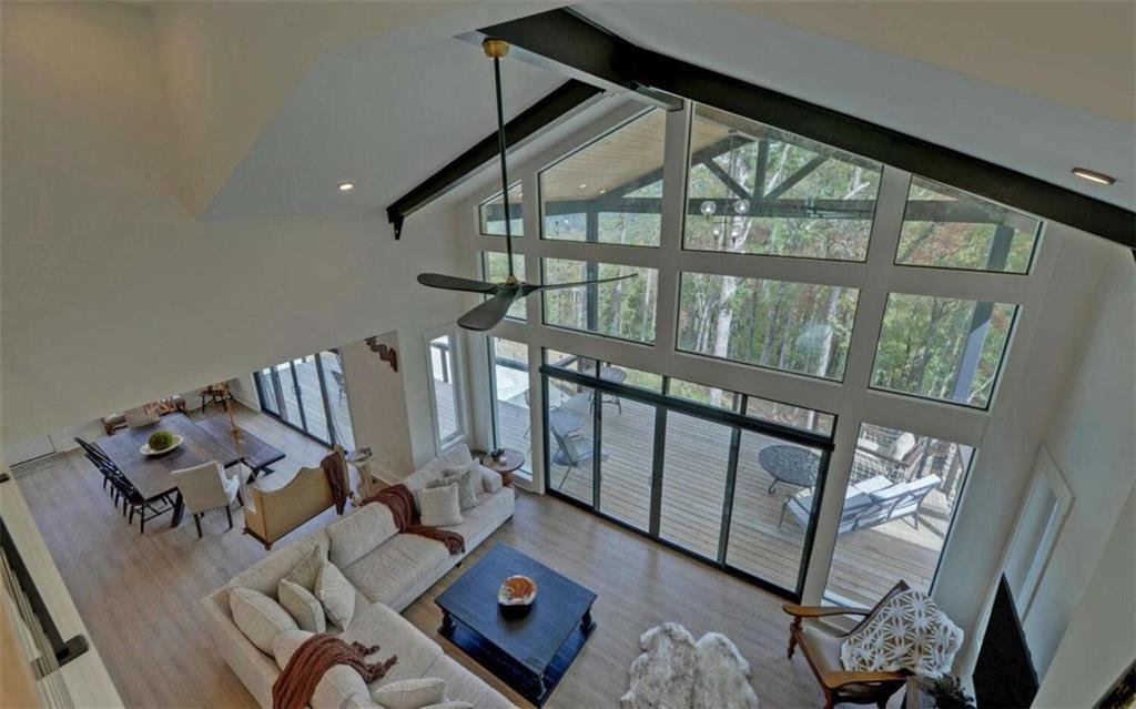 Walnut Mountain - Residential