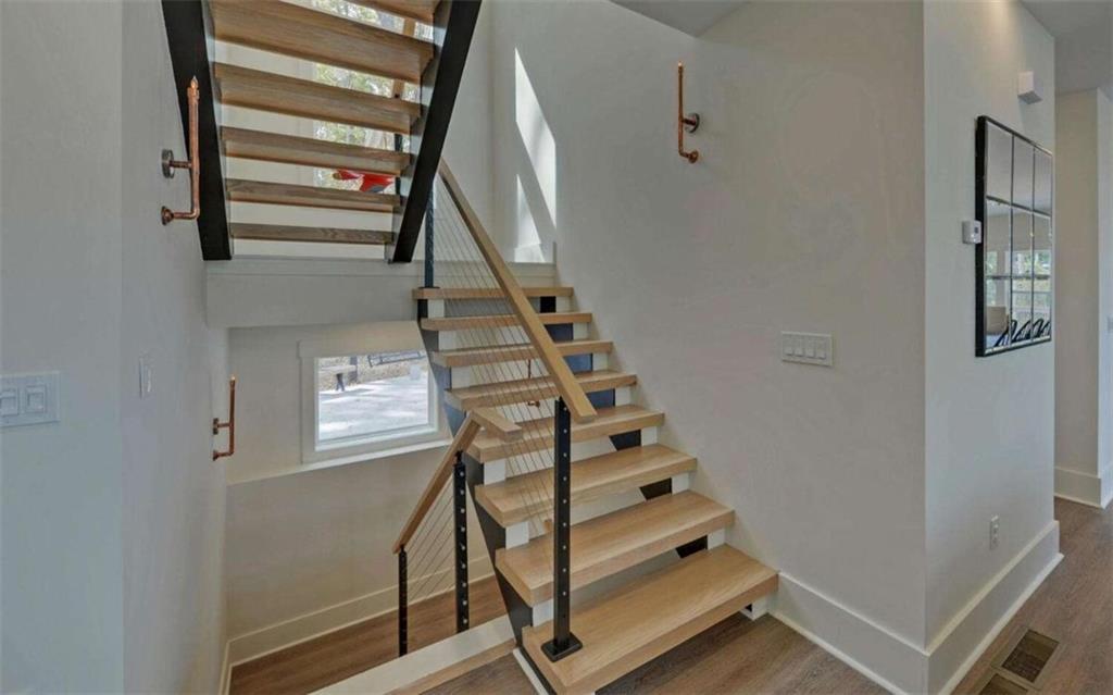 Walnut Mountain - Residential
