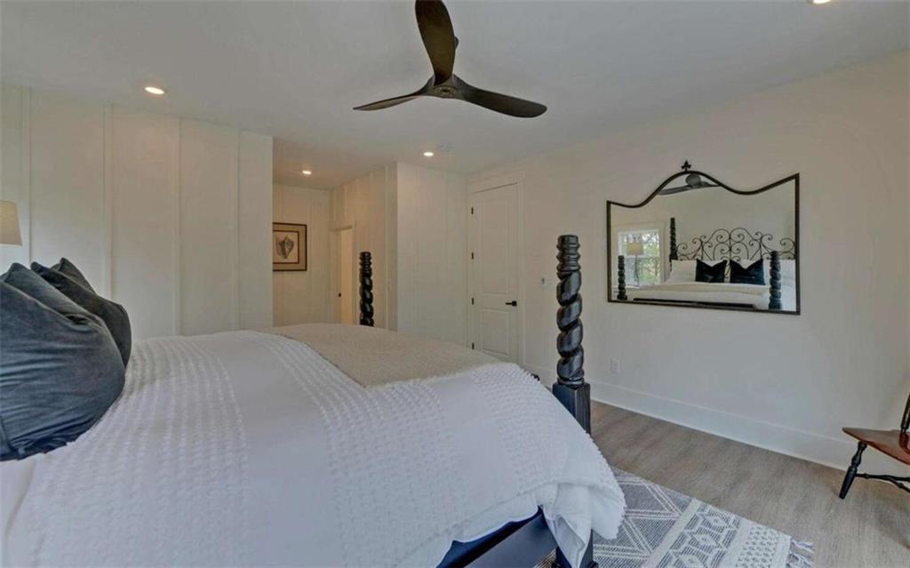 Walnut Mountain - Residential