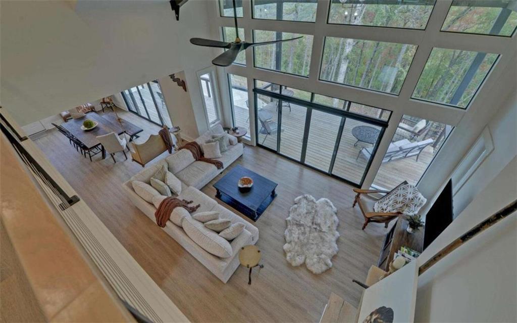 Walnut Mountain - Residential
