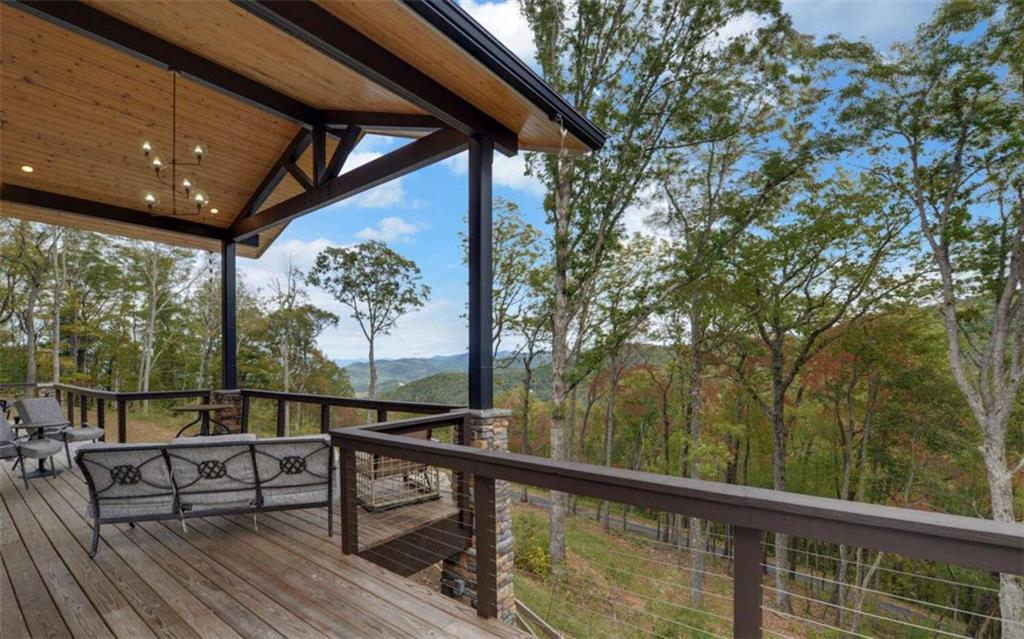 Walnut Mountain - Residential