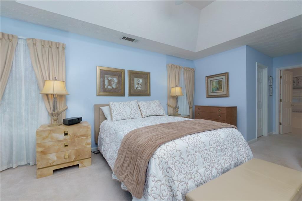4030 Crescent Walk Lane, Suwanee, Georgia image 16