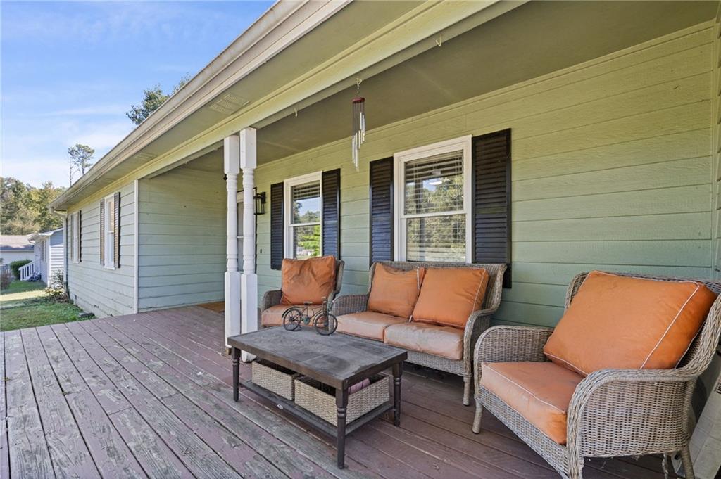 38 Baker Road SE
