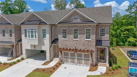 Townhouse For Sale - 5683 Broad River View #440<br/> Peachtree Corners, GA 30092