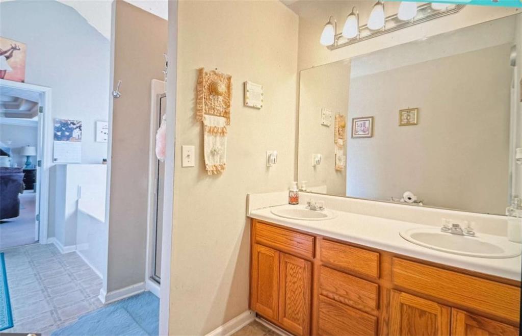 1285 Stephens Pond View